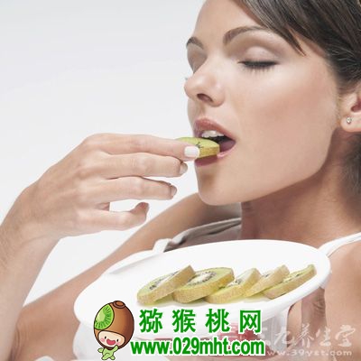 食用<a href=http://www.buymht.cn target=_blank class=infotextkey>奇异果</a>的注意事项 食用<a href=http://www.buymht.cn target=_blank class=infotextkey />奇异果</a>的注意事项